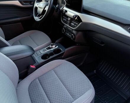 Синій Форд Ескейп, об'ємом двигуна 1.5 л та пробігом 43 тис. км за 16250 $, фото 7 на Automoto.ua