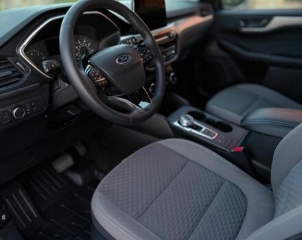 Синій Форд Ескейп, об'ємом двигуна 1.5 л та пробігом 43 тис. км за 16250 $, фото 6 на Automoto.ua