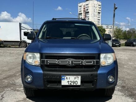 Синий Форд Эскейп, объемом двигателя 3 л и пробегом 340 тыс. км за 7500 $, фото 1 на Automoto.ua
