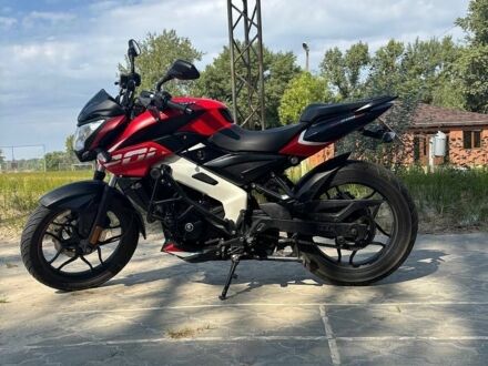 Синий Форд Эскейп, объемом двигателя 1.6 л и пробегом 173 тыс. км за 8500 $, фото 1 на Automoto.ua