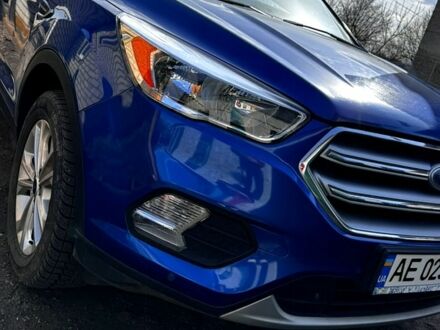 Синий Форд Эскейп, объемом двигателя 1.7 л и пробегом 12500 тыс. км за 13000 $, фото 1 на Automoto.ua