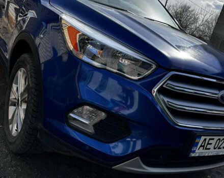 Синий Форд Эскейп, объемом двигателя 1.5 л и пробегом 124 тыс. км за 13000 $, фото 1 на Automoto.ua