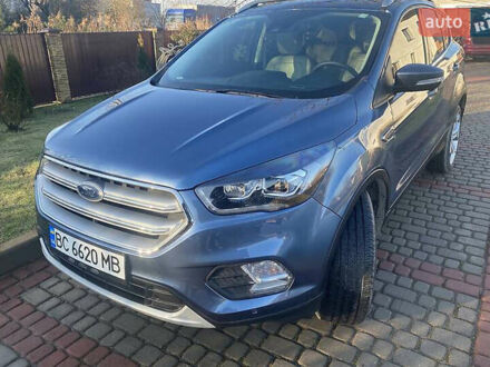 Форд Эскейп 2018 в Львове на Automoto.ua Синий Форд Эскейп, объемом двигателя 2 л и пробегом 93 тыс. км за 11400 $, фото 1 на Automoto.ua