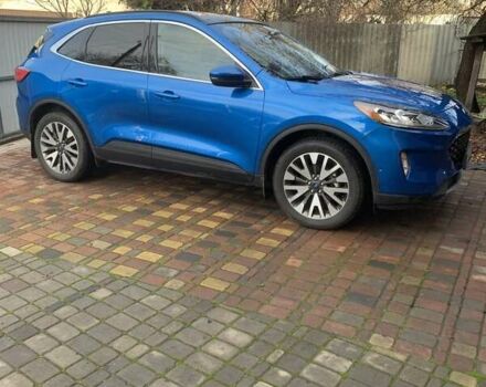 Синий Форд Эскейп, объемом двигателя 2 л и пробегом 57 тыс. км за 23000 $, фото 1 на Automoto.ua