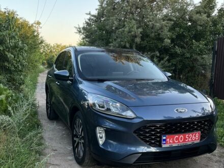 Синій Форд Ескейп, об'ємом двигуна 2 л та пробігом 69 тис. км за 17829 $, фото 1 на Automoto.ua