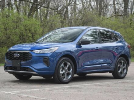 Форд Ескейп 2023 у Рівному на Automoto.ua Синій Форд Ескейп, об'ємом двигуна 1.5 л та пробігом 19 тис. км за 22000 $, фото 1 на Automoto.ua