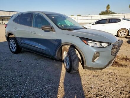 Синій Форд Ескейп, об'ємом двигуна 1.5 л та пробігом 25 тис. км за 11200 $, фото 1 на Automoto.ua