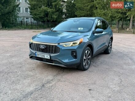 Синій Форд Ескейп, об'ємом двигуна 2 л та пробігом 3 тис. км за 21900 $, фото 1 на Automoto.ua