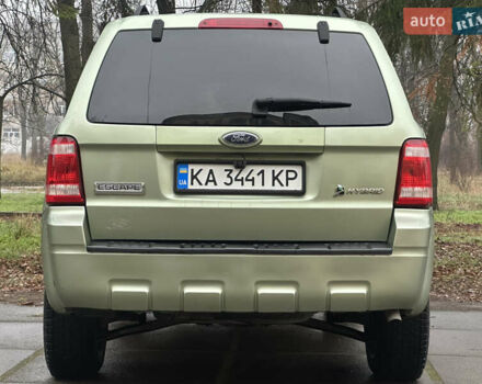 Зелений Форд Ескейп, об'ємом двигуна 2.49 л та пробігом 209 тис. км за 10999 $, фото 9 на Automoto.ua
