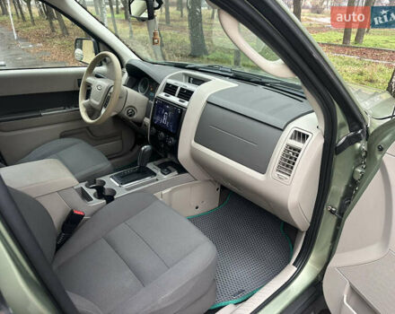 Зелений Форд Ескейп, об'ємом двигуна 2.49 л та пробігом 209 тис. км за 10999 $, фото 24 на Automoto.ua