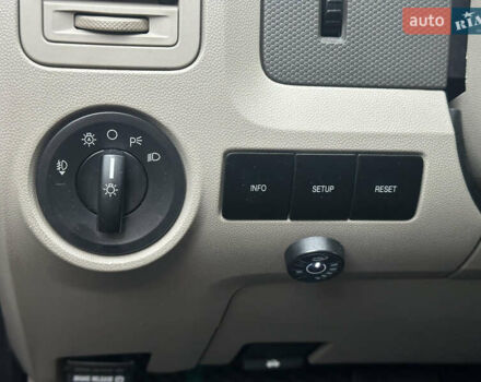 Зелений Форд Ескейп, об'ємом двигуна 2.49 л та пробігом 209 тис. км за 10999 $, фото 33 на Automoto.ua