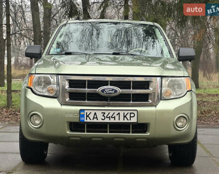 Зелений Форд Ескейп, об'ємом двигуна 2.49 л та пробігом 209 тис. км за 10999 $, фото 3 на Automoto.ua
