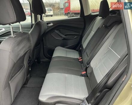 Зелений Форд Ескейп, об'ємом двигуна 1.6 л та пробігом 229 тис. км за 8999 $, фото 7 на Automoto.ua