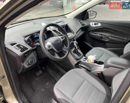 Зелений Форд Ескейп, об'ємом двигуна 1.6 л та пробігом 229 тис. км за 8999 $, фото 5 на Automoto.ua