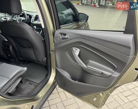 Зелений Форд Ескейп, об'ємом двигуна 1.6 л та пробігом 229 тис. км за 8999 $, фото 9 на Automoto.ua