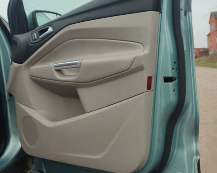 Зелений Форд Ескейп, об'ємом двигуна 2 л та пробігом 282 тис. км за 10500 $, фото 4 на Automoto.ua