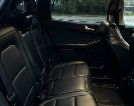 Зелений Форд Ескейп, об'ємом двигуна 1.5 л та пробігом 71 тис. км за 16300 $, фото 10 на Automoto.ua