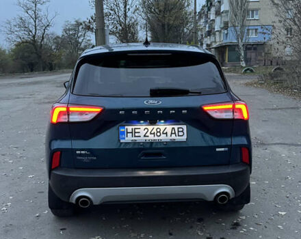 Зелений Форд Ескейп, об'ємом двигуна 1.5 л та пробігом 71 тис. км за 16300 $, фото 4 на Automoto.ua