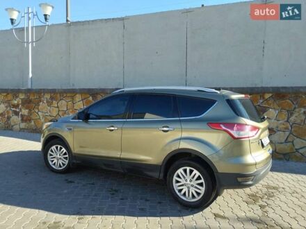 Форд Эскейп 2013 в Могилев-Подольском на Automoto.ua Зеленый Форд Эскейп, объемом двигателя 2.5 л и пробегом 210 тыс. км за 11000 $, фото 1 на Automoto.ua