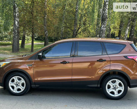 Форд Эскейп 2016 в Киеве на Automoto.ua Оранжевый Форд Эскейп, объемом двигателя 2.49 л и пробегом 180 тыс. км за 13555 $, фото 7 на Automoto.ua