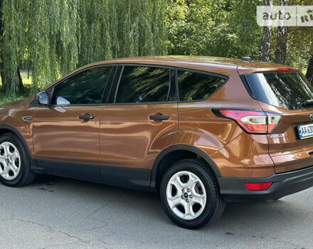 Форд Эскейп 2016 в Киеве на Automoto.ua Оранжевый Форд Эскейп, объемом двигателя 2.49 л и пробегом 180 тыс. км за 13555 $, фото 5 на Automoto.ua