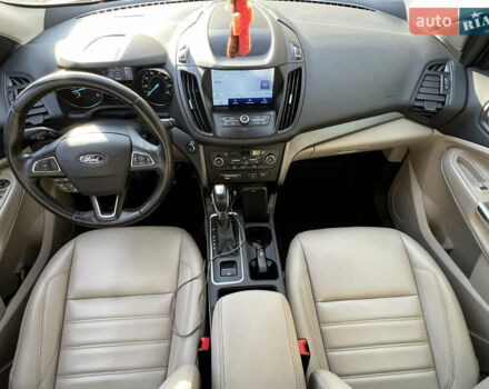 Оранжевый Форд Эскейп, объемом двигателя 1.5 л и пробегом 188 тыс. км за 14300 $, фото 28 на Automoto.ua