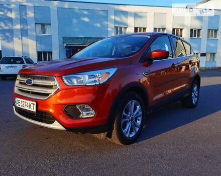 Оранжевый Форд Эскейп, объемом двигателя 1.5 л и пробегом 110 тыс. км за 13500 $, фото 3 на Automoto.ua