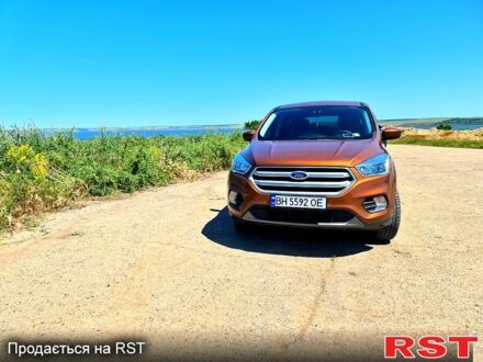 Форд Эскейп 2016 в Одессе на Automoto.ua Оранжевый Форд Эскейп, объемом двигателя 2 л и пробегом 87 тыс. км за 14000 $, фото 1 на Automoto.ua