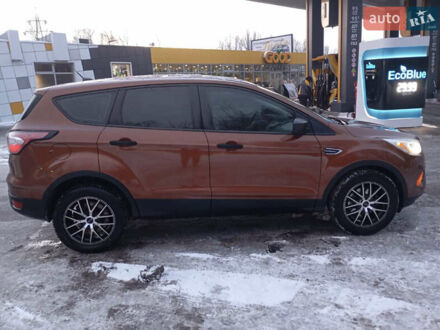 Помаранчевий Форд Ескейп, об'ємом двигуна 2.49 л та пробігом 141 тис. км за 11300 $, фото 1 на Automoto.ua