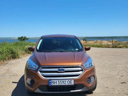 Форд Ескейп 2016 у Одесі на Automoto.ua Помаранчевий Форд Ескейп, об'ємом двигуна 0 л та пробігом 83 тис. км за 14300 $, фото 1 на Automoto.ua