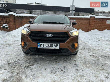 Оранжевый Форд Эскейп, объемом двигателя 2.49 л и пробегом 125 тыс. км за 14200 $, фото 1 на Automoto.ua