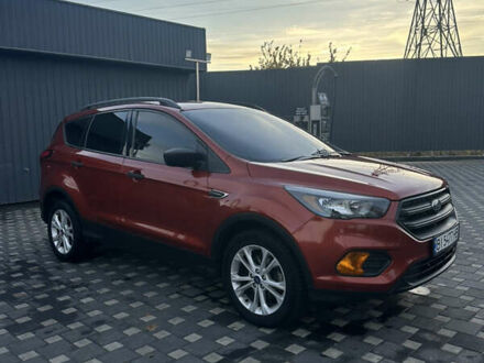 Форд Ескейп 2019 у Полтаві на Automoto.ua Помаранчевий Форд Ескейп, об'ємом двигуна 2.49 л та пробігом 114 тис. км за 15000 $, фото 1 на Automoto.ua