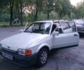 Белый Форд Escort Express, объемом двигателя 1.6 л и пробегом 770 тыс. км за 1300 $, фото 1 на Automoto.ua