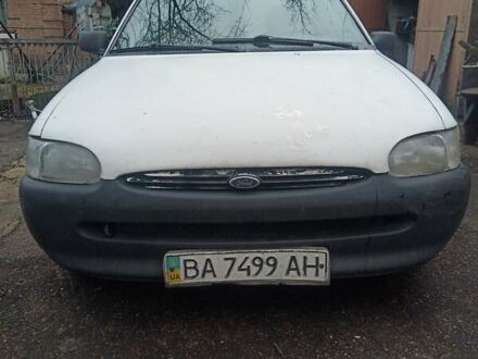 Белый Форд Escort Express, объемом двигателя 1.3 л и пробегом 180 тыс. км за 1500 $, фото 1 на Automoto.ua