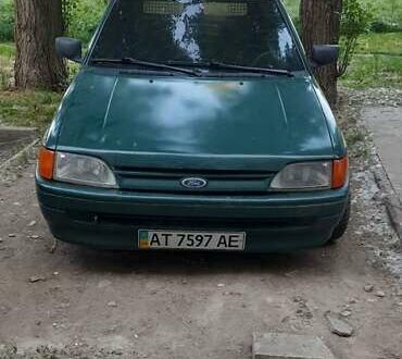Форд Escort Express 1992 у Одесі на Automoto.ua Зелений Форд Escort Express, об'ємом двигуна 0 л та пробігом 240 тис. км за 1400 $, фото 1 на Automoto.ua