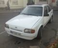 Білий Форд Ескорт, об'ємом двигуна 1.6 л та пробігом 15 тис. км за 1950 $, фото 1 на Automoto.ua