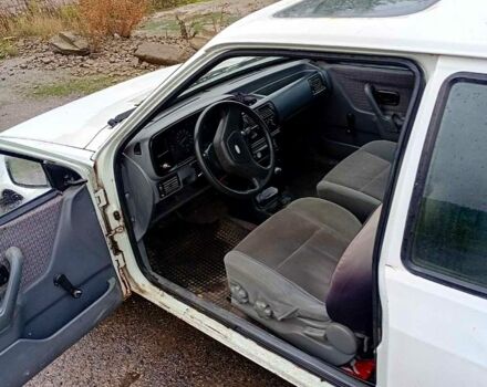 Белый Форд Эскорт, объемом двигателя 1.4 л и пробегом 0 тыс. км за 550 $, фото 4 на Automoto.ua