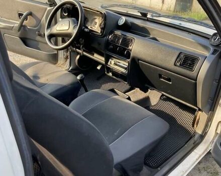 Білий Форд Ескорт, об'ємом двигуна 1.4 л та пробігом 250 тис. км за 1000 $, фото 4 на Automoto.ua