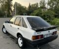Белый Форд Эскорт, объемом двигателя 1.6 л и пробегом 200 тыс. км за 499 $, фото 5 на Automoto.ua