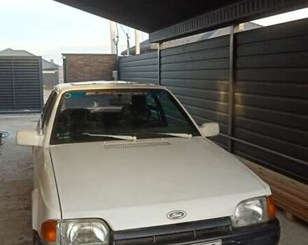 Білий Форд Ескорт, об'ємом двигуна 1.3 л та пробігом 450 тис. км за 550 $, фото 5 на Automoto.ua