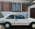 Білий Форд Ескорт, об'ємом двигуна 1.37 л та пробігом 300 тис. км за 800 $, фото 1 на Automoto.ua