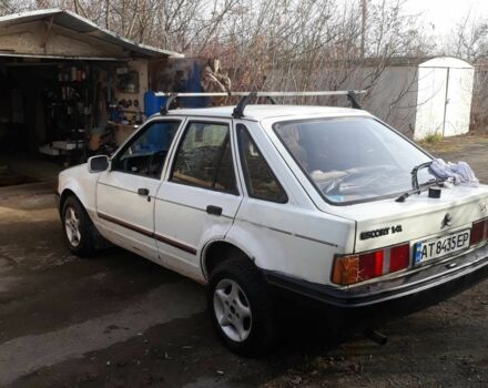 Белый Форд Эскорт, объемом двигателя 1.4 л и пробегом 400 тыс. км за 591 $, фото 3 на Automoto.ua