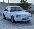 Белый Форд Эскорт, объемом двигателя 0 л и пробегом 100 тыс. км за 415 $, фото 1 на Automoto.ua