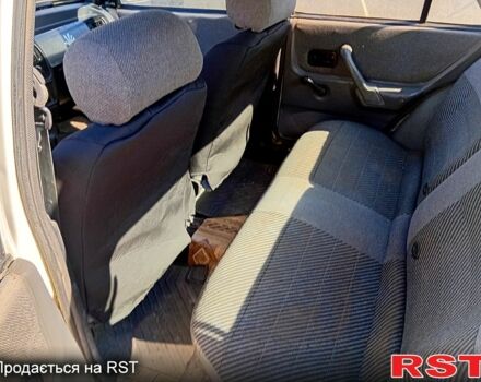 Белый Форд Эскорт, объемом двигателя 1.4 л и пробегом 0 тыс. км за 400 $, фото 1 на Automoto.ua