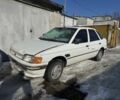 Білий Форд Ескорт, об'ємом двигуна 1.4 л та пробігом 250 тис. км за 450 $, фото 1 на Automoto.ua