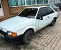 Белый Форд Эскорт, объемом двигателя 1.4 л и пробегом 258 тыс. км за 300 $, фото 1 на Automoto.ua