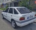 Белый Форд Эскорт, объемом двигателя 1.3 л и пробегом 390 тыс. км за 850 $, фото 7 на Automoto.ua