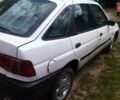 Белый Форд Эскорт, объемом двигателя 1.39 л и пробегом 100 тыс. км за 1000 $, фото 5 на Automoto.ua