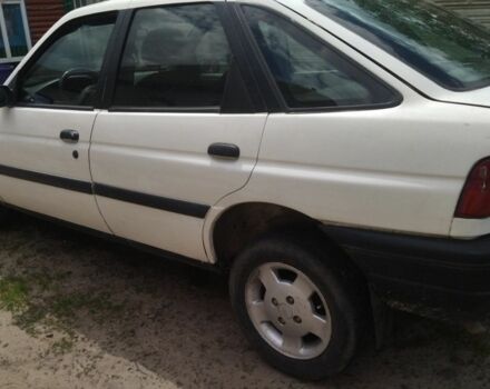 Білий Форд Ескорт, об'ємом двигуна 0 л та пробігом 1000 тис. км за 1100 $, фото 7 на Automoto.ua