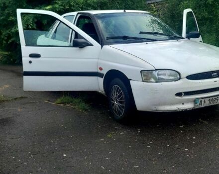 Белый Форд Эскорт, объемом двигателя 0 л и пробегом 1 тыс. км за 650 $, фото 3 на Automoto.ua
